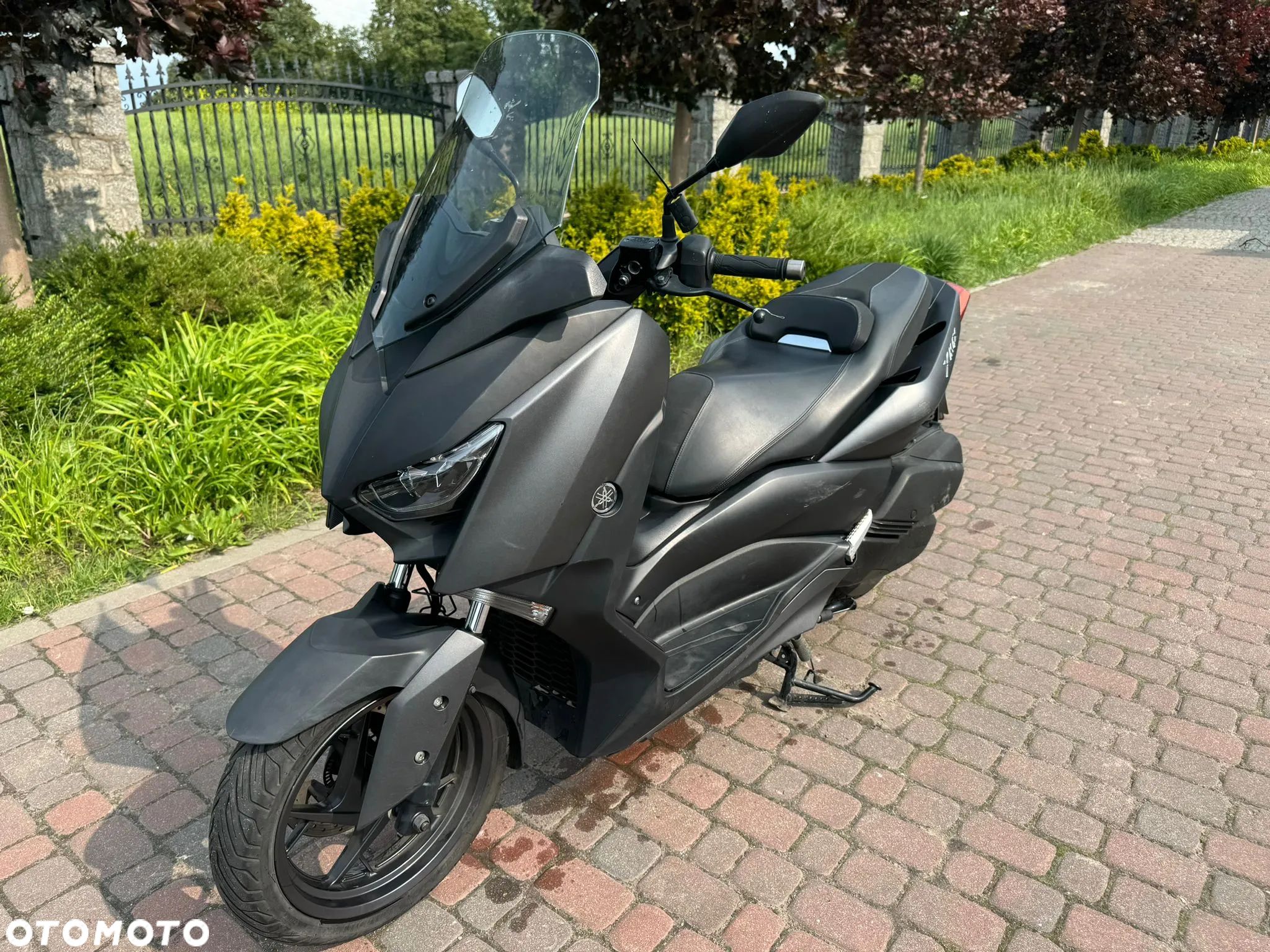 Yamaha X-max - 1