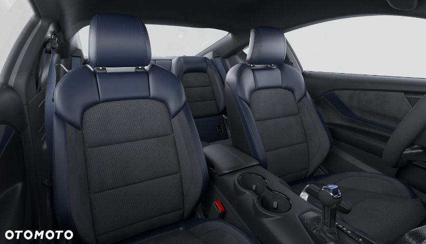 Ford Mustang - 8