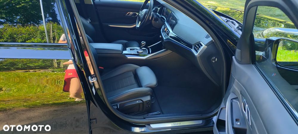BMW Seria 3 320d Sport Line Shadow sport - 9