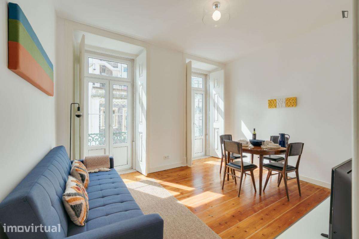 Apartamento com 1 quartos - localizado em Intendente Lisbon - Grande imagem: 5/20