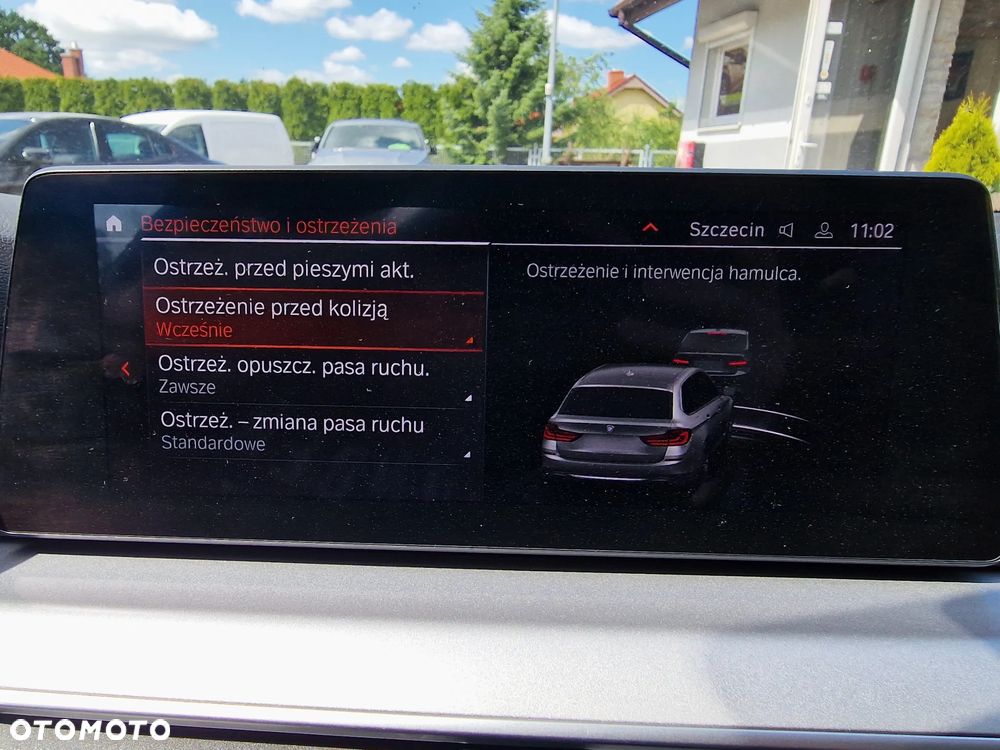 BMW Seria 5 518d - 29