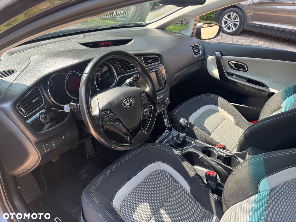 Kia Ceed 1.6 GDI Platinum Edition - 12