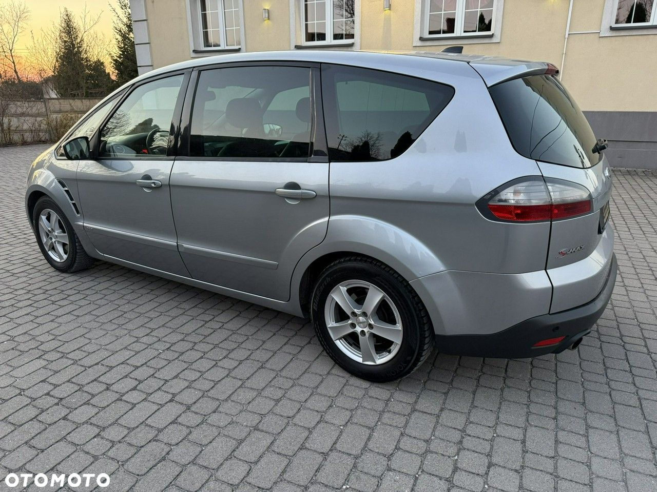Ford S-Max 2.5 Titanium - 24
