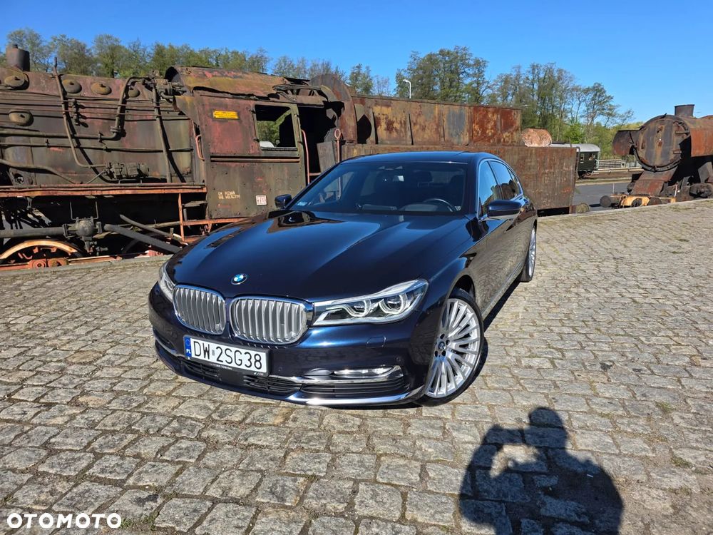 BMW Seria 7 740Ld xDrive - 13