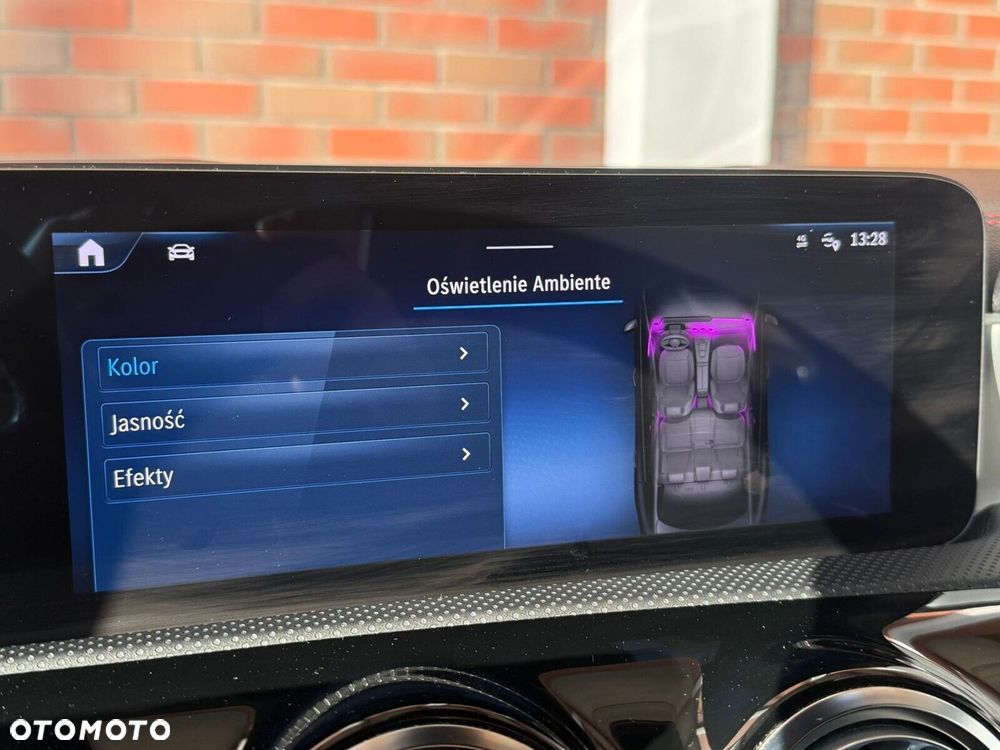 Mercedes-Benz CLA - 18