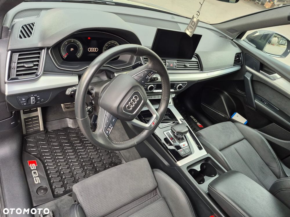 Audi SQ5 - 10