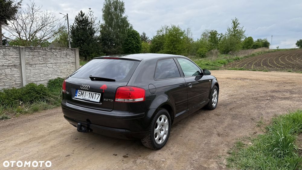 Audi A3 3-drzwiowe 2.0 TDI Attraction - 13