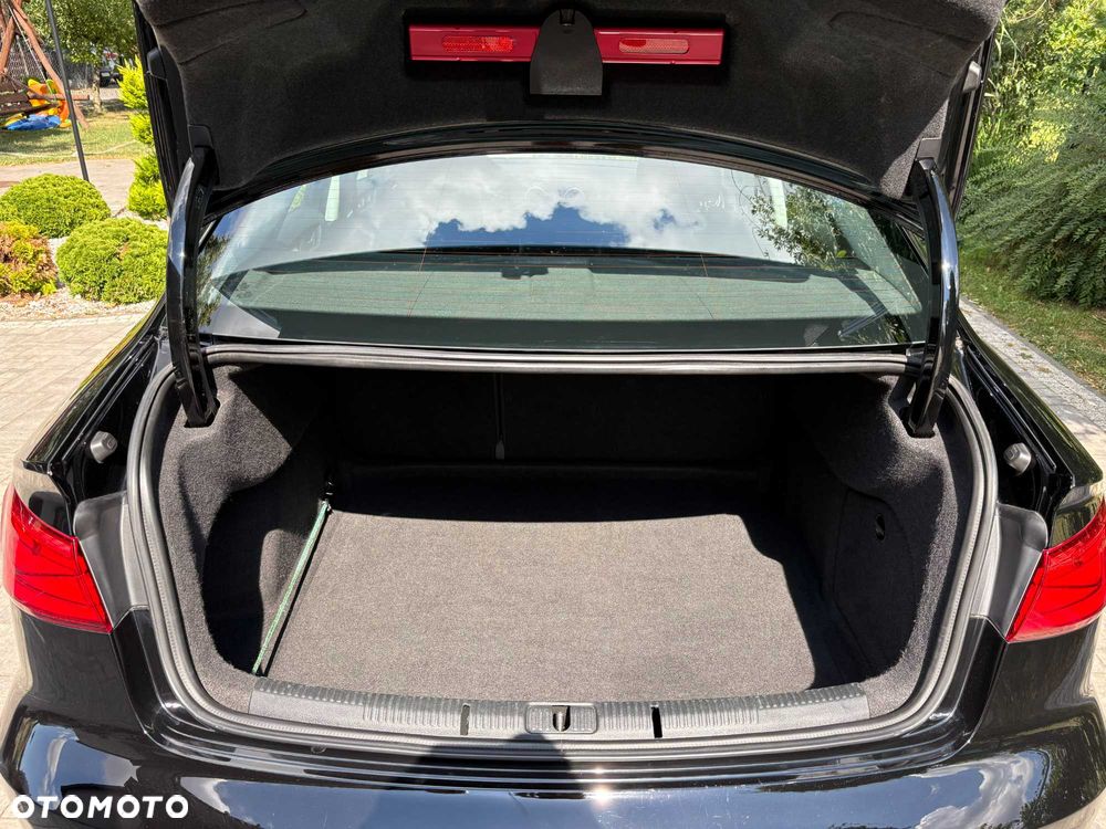 Audi A3 Limousine - 4