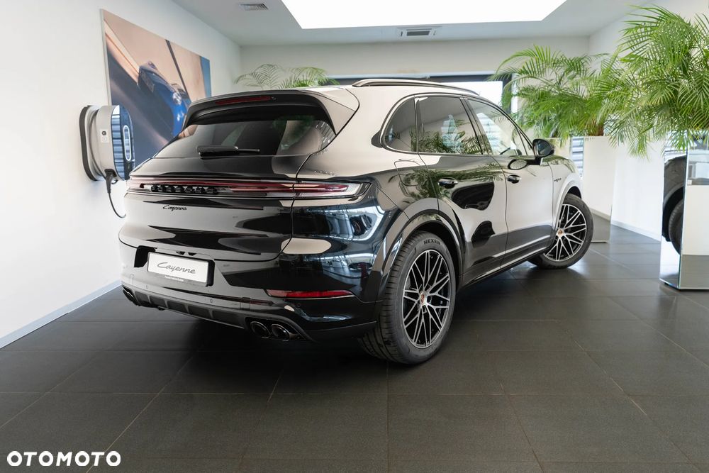 Porsche Cayenne E-Hybrid PHEV Black Edition - 10
