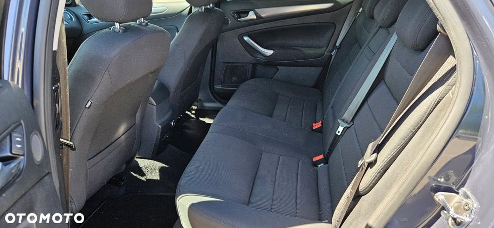 Ford Mondeo 1.6 T Titanium - 22
