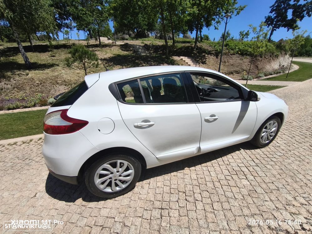 Renault Mégane 1.5 dCi Comfort SS - 6