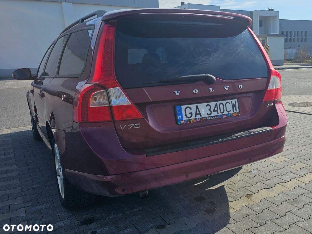 Volvo V70 2.0 Momentum - 8