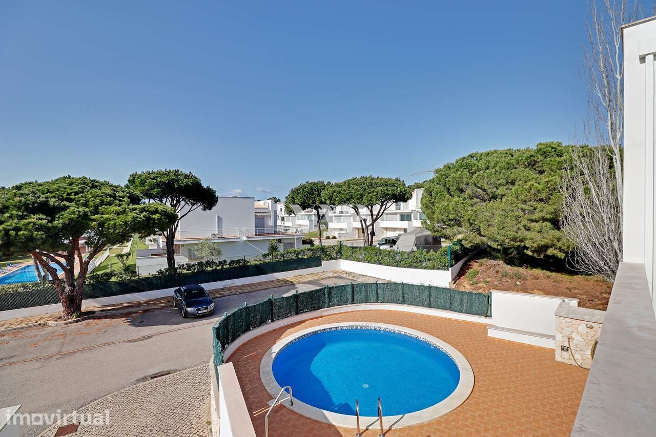 Moradia Geminada com 4 Quartos em Vilamoura - Grande imagem: 5/29