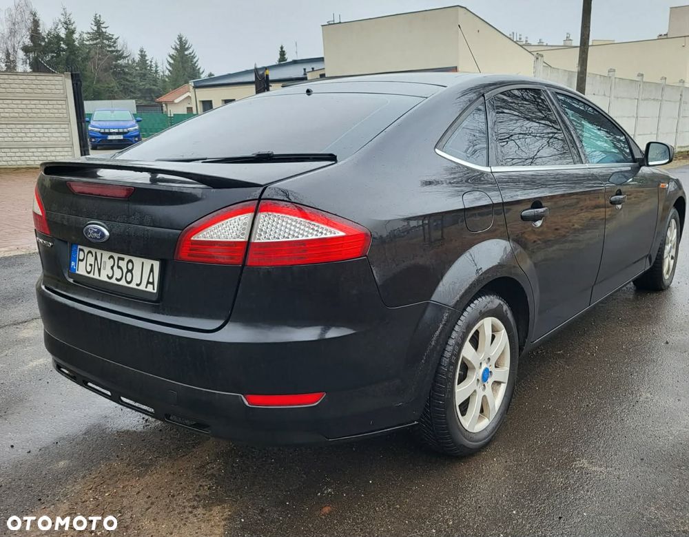 Ford Mondeo 2.0 TDCi Titanium - 4