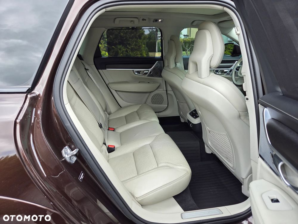 Volvo V90 Cross Country T6 AWD - 6