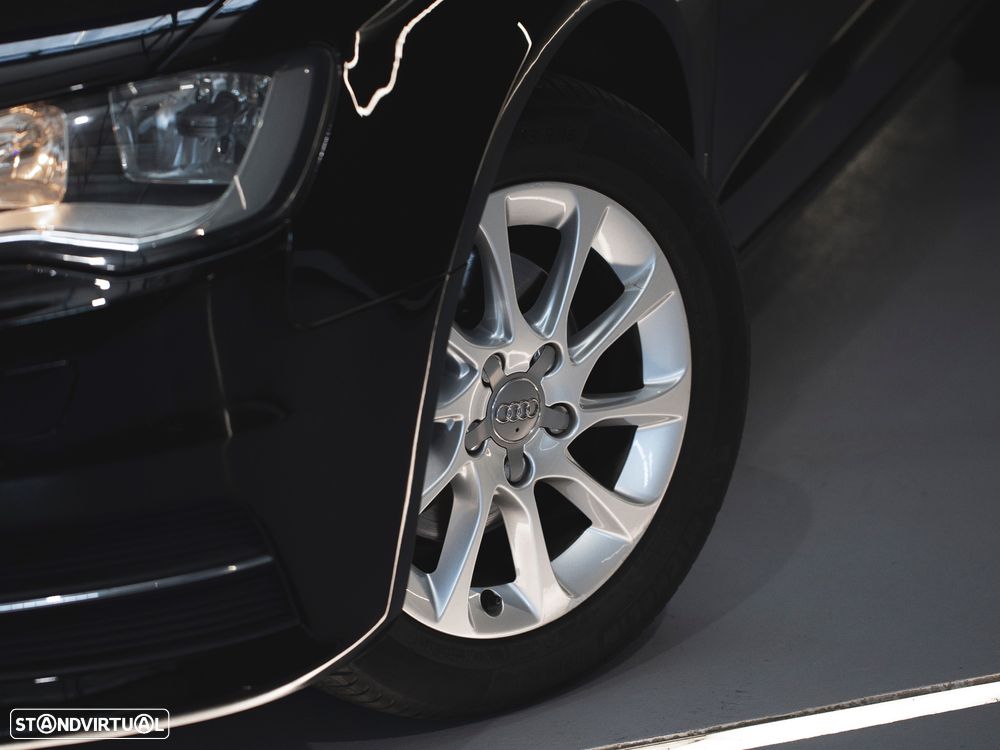 Audi A3 Sportback 1.6 TDI Advance - 9
