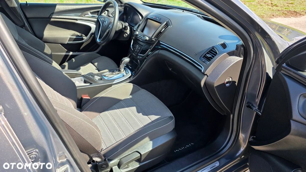Opel Insignia 2.0 CDTI Cosmo - 11