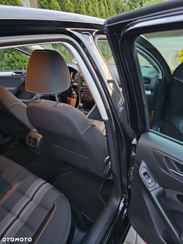 Volkswagen Golf 1.6 TDI DPF BlueMotion Technology MATCH - 12