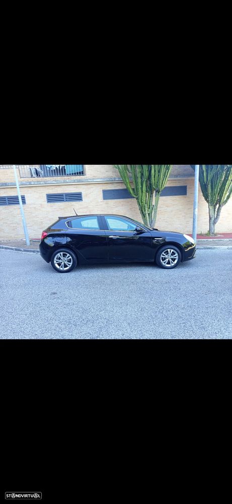 Alfa Romeo Giulietta 1.6 JTDM Distinctive 57X - 1