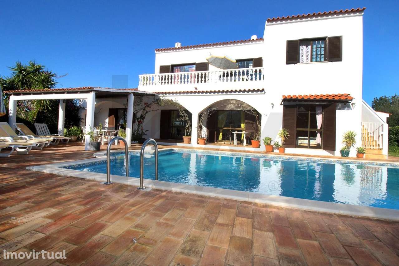 Moradia T3 com Piscina + Apartamento T1 Independente - Grande imagem: 2/24