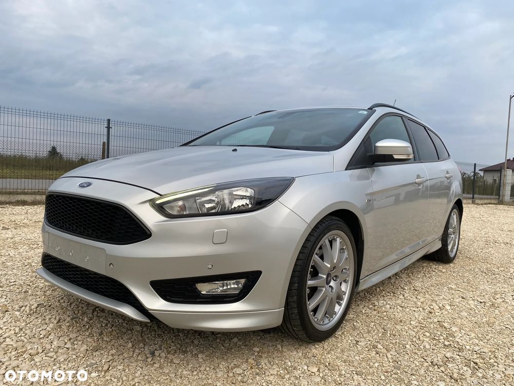 Ford Focus 1.5 EcoBlue Start-Stopp-System ST-LINE - 3