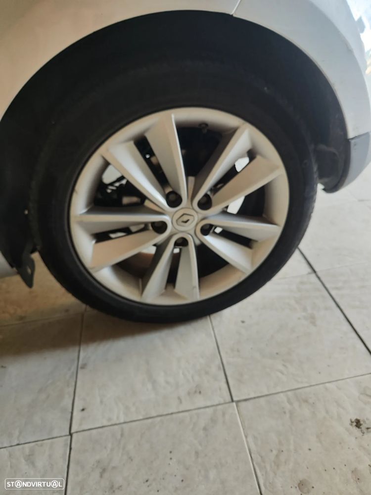Renault Mégane 1.5 dCi Confort - 11
