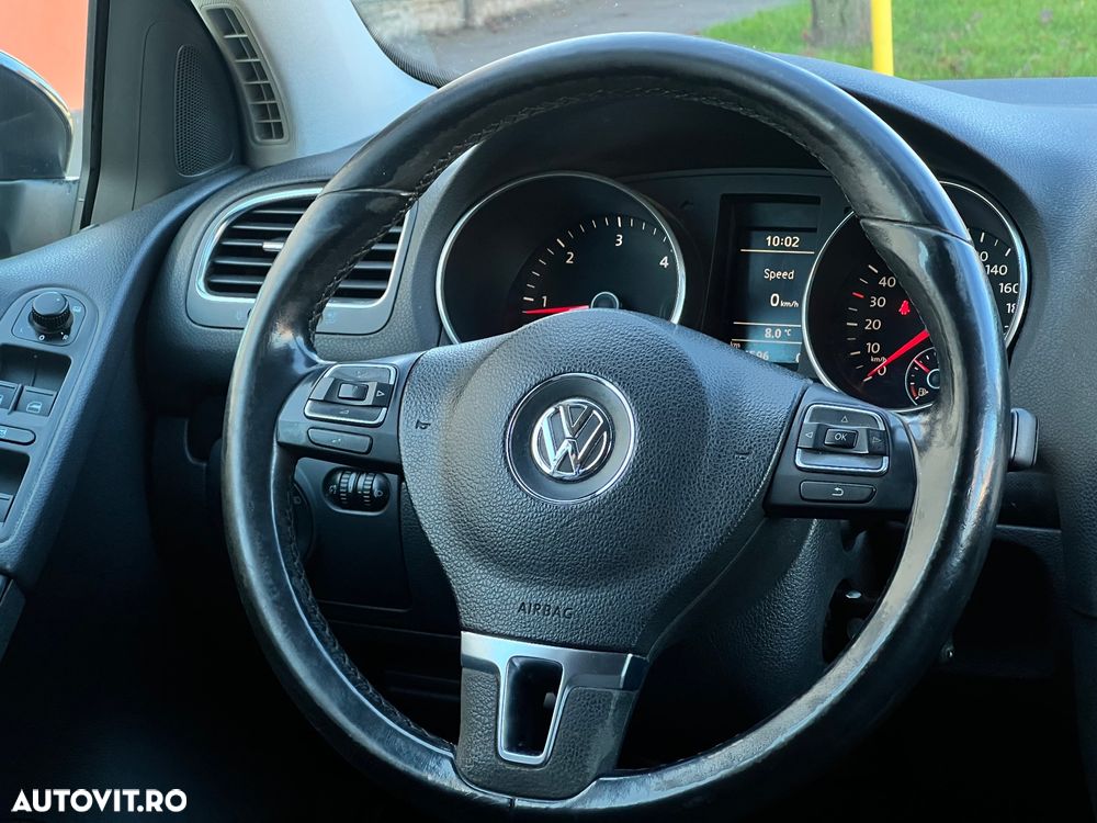 Volkswagen Golf 2.0 TDI Comfortline - 5