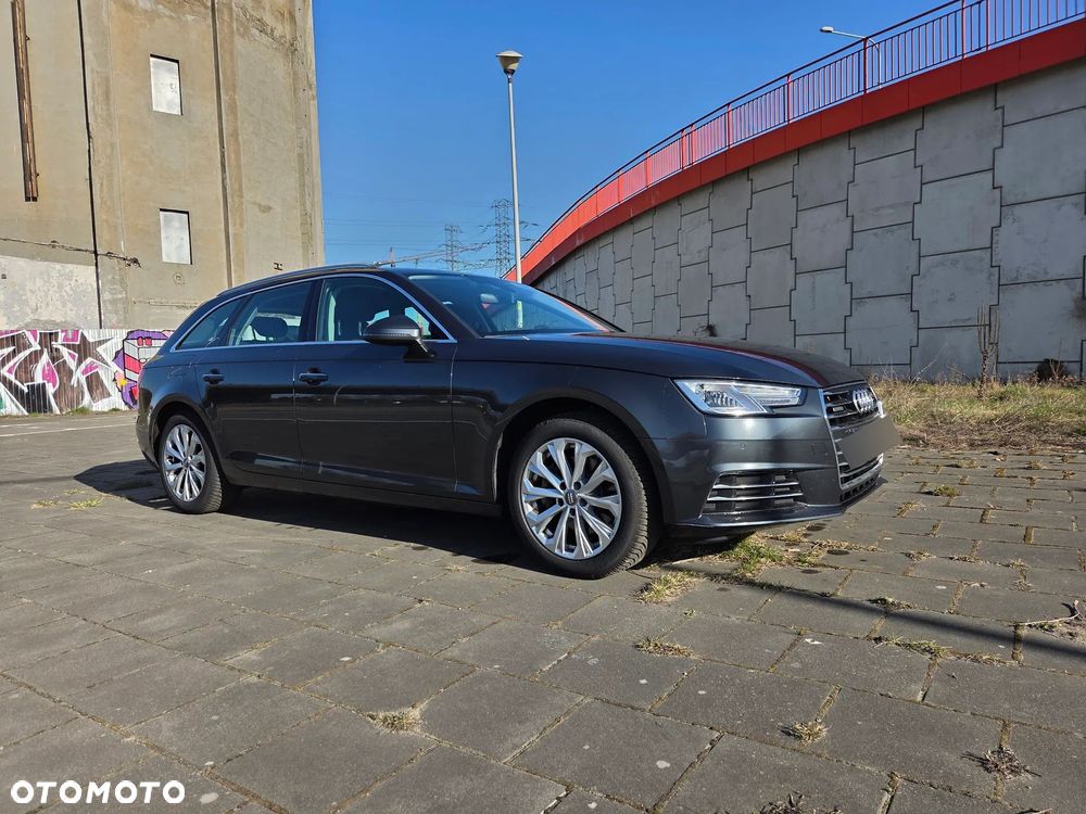 Audi A4 Avant 2.0 TDI S tronic quattro - 4