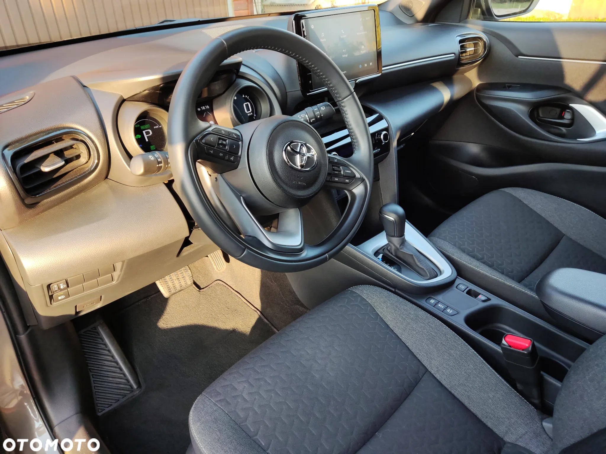 Toyota Yaris Cross Hybrid 1.5 Comfort - 8