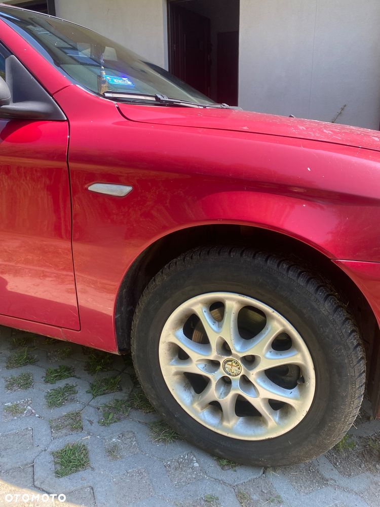 Alfa Romeo 147 1.9 JTDM 8V - 10