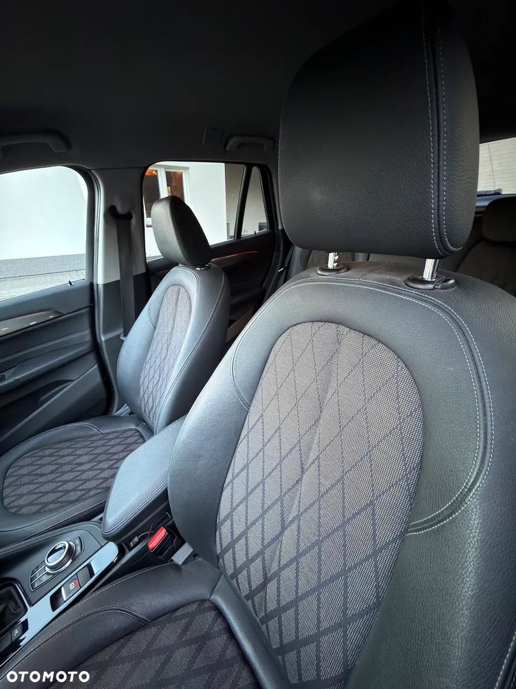 BMW X1 xDrive18d xLine - 30