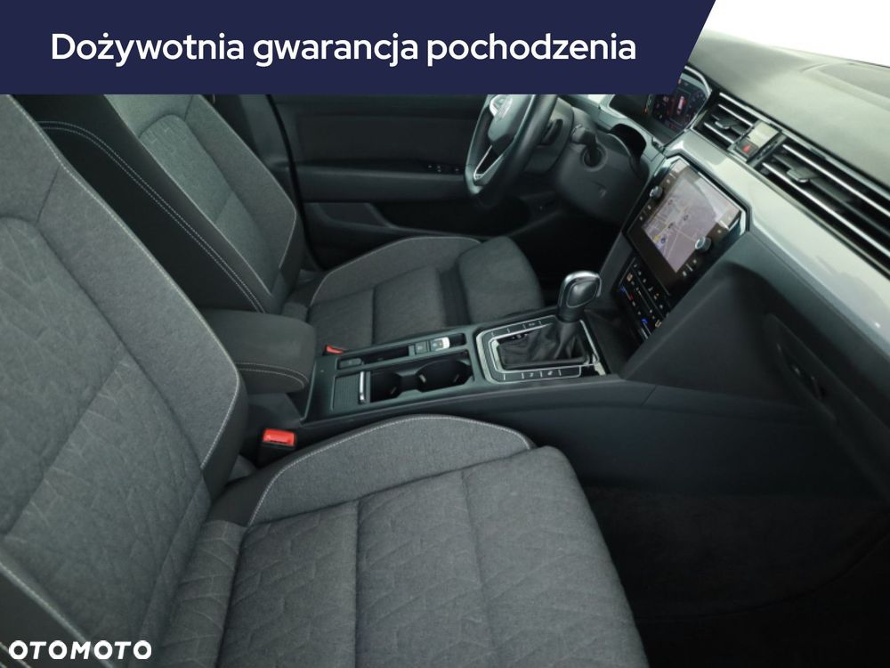 Volkswagen Passat Variant - 9