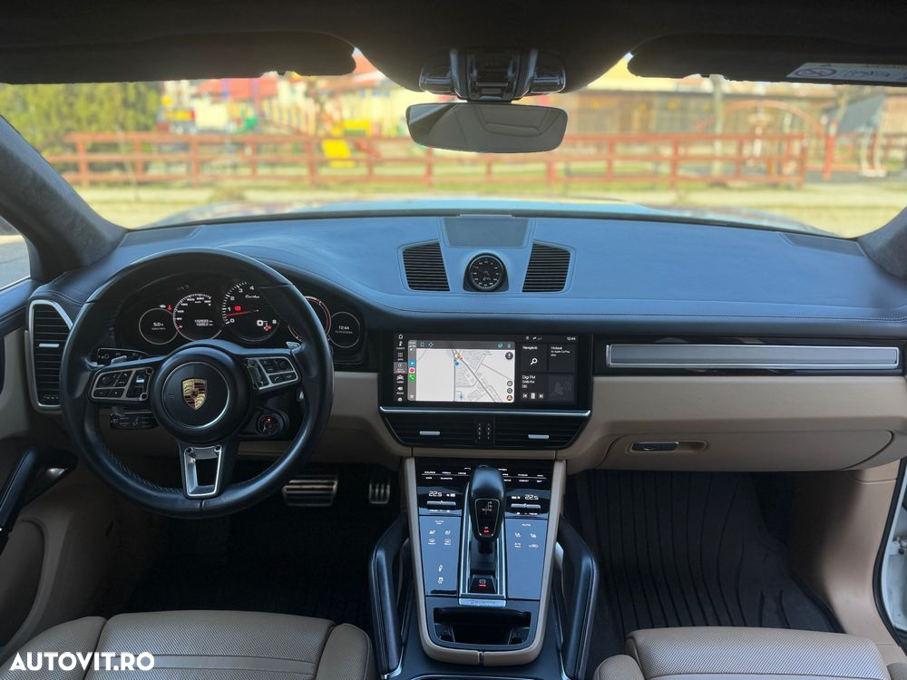 Porsche Cayenne Turbo Tiptronic S - 18