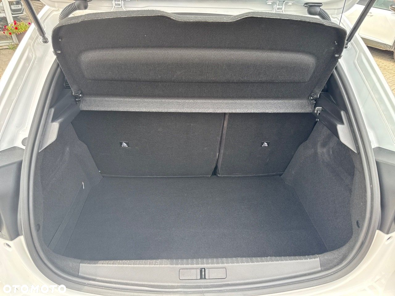 Peugeot 208 1.2 PureTech Allure Pack S&S - 6
