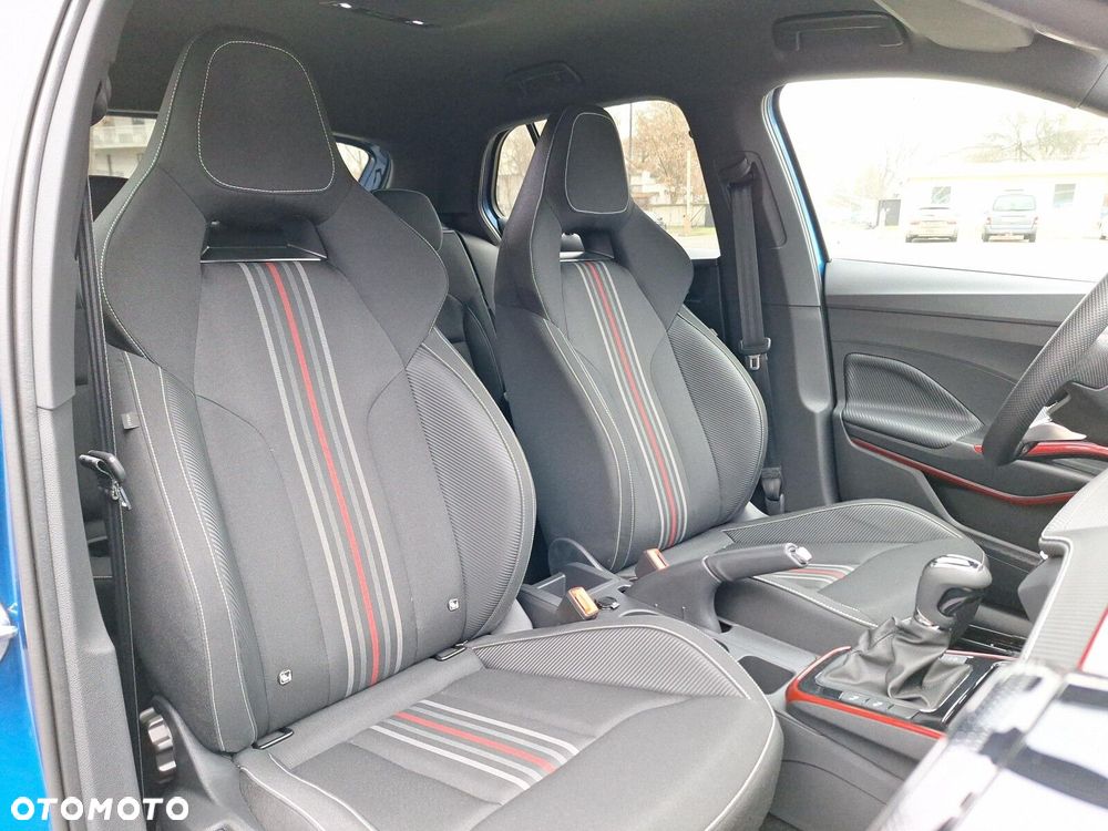 Skoda Fabia 1.5 TSI Monte Carlo DSG - 17