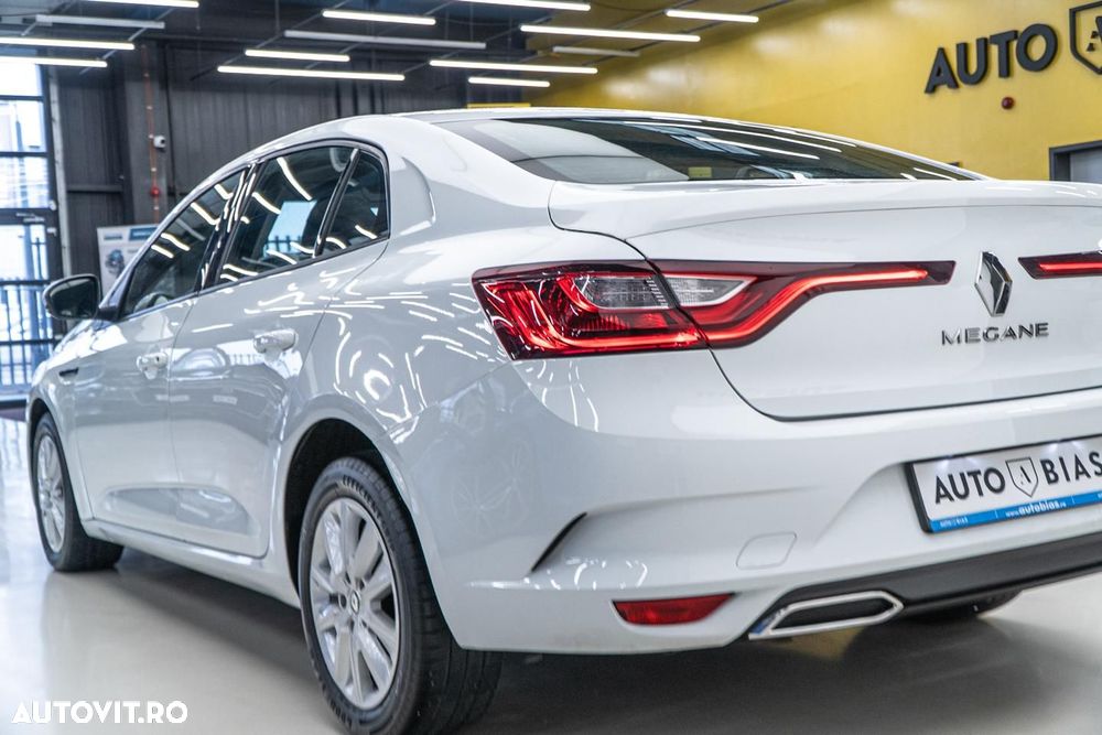 Renault Megane TCe 140 GPF ZEN - 29