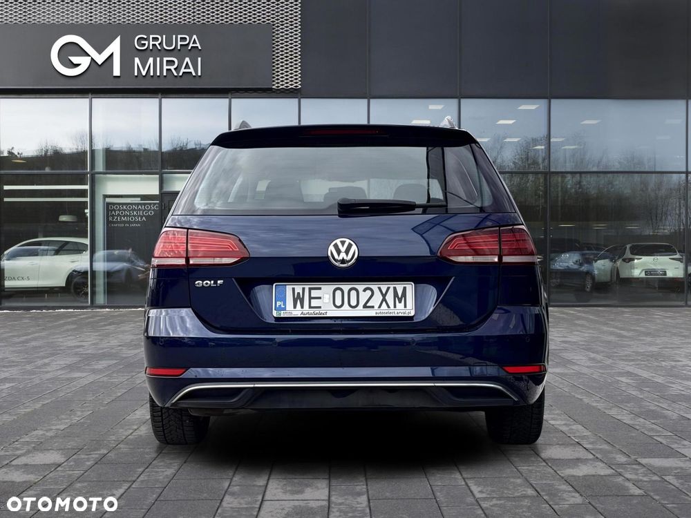 Volkswagen Golf - 4