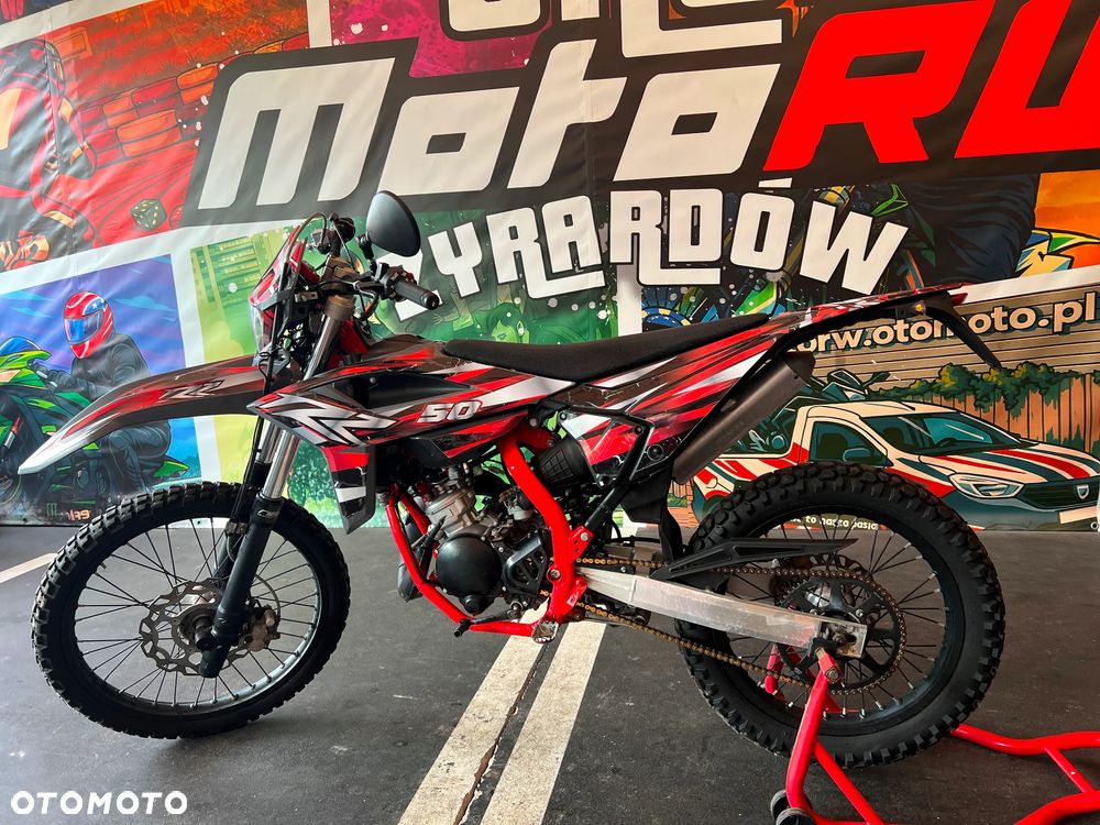 Yamaha WR - 18