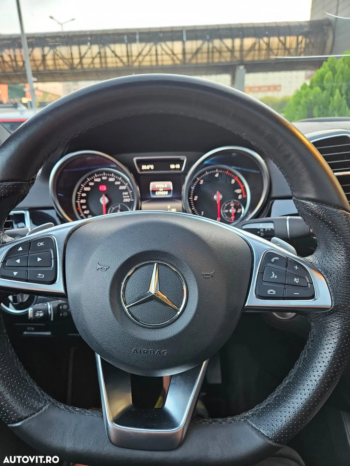 Mercedes-Benz GLE 350 d 4MATIC - 11