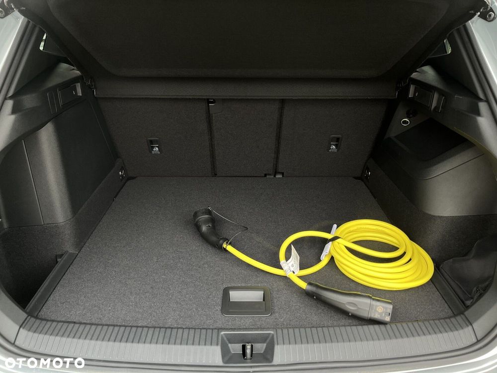 Volkswagen Tiguan - 17