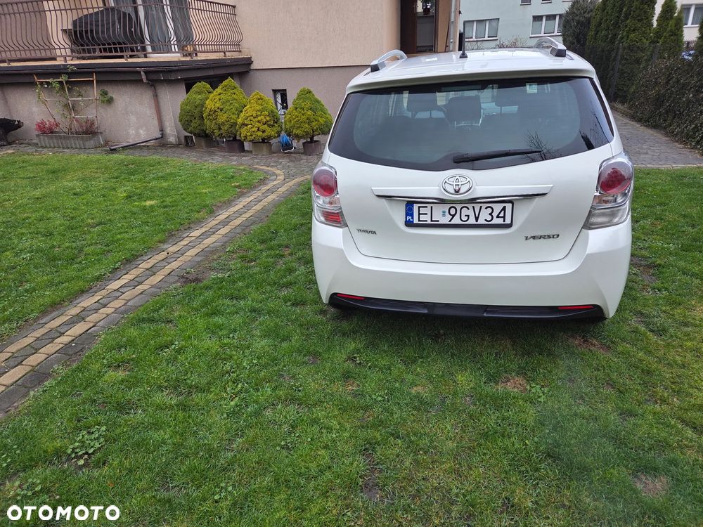 Toyota Verso 1.6 D-4D Prestige 7os - 5