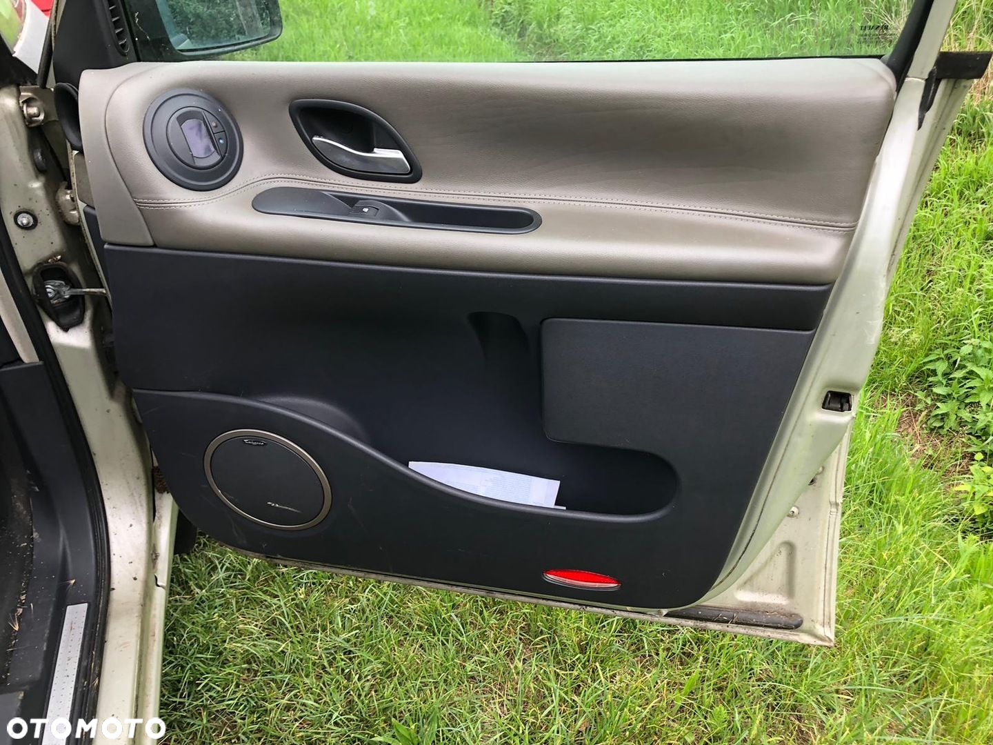 RENAULT ESPACE IV 4 boczki tapicerka drzwi SKÓRZANE SKÓRY SIWE ROLETY - 2