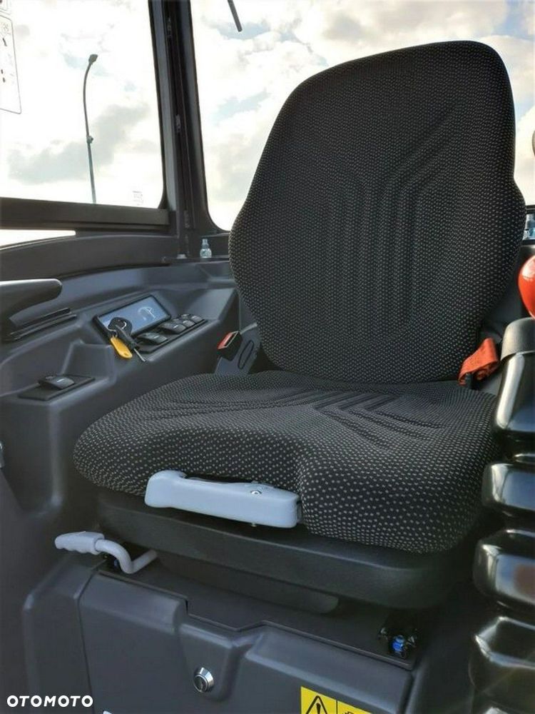 Volvo ECR25D NOWA DOSTĘPNA OD RĘKI, SZYBKOZŁĄCZE, DŁUGIE RAMIĘ, OBRÓT W OBRYSIE - 18