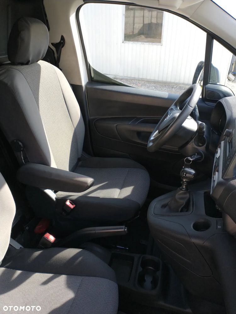 Opel COMBO - 6