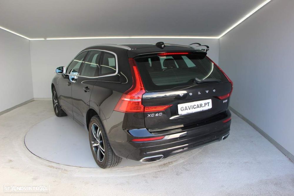 Volvo XC 60 2.0 T8 PHEV R-Design AWD - 7