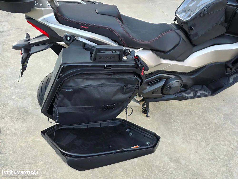 Honda Forza - 7