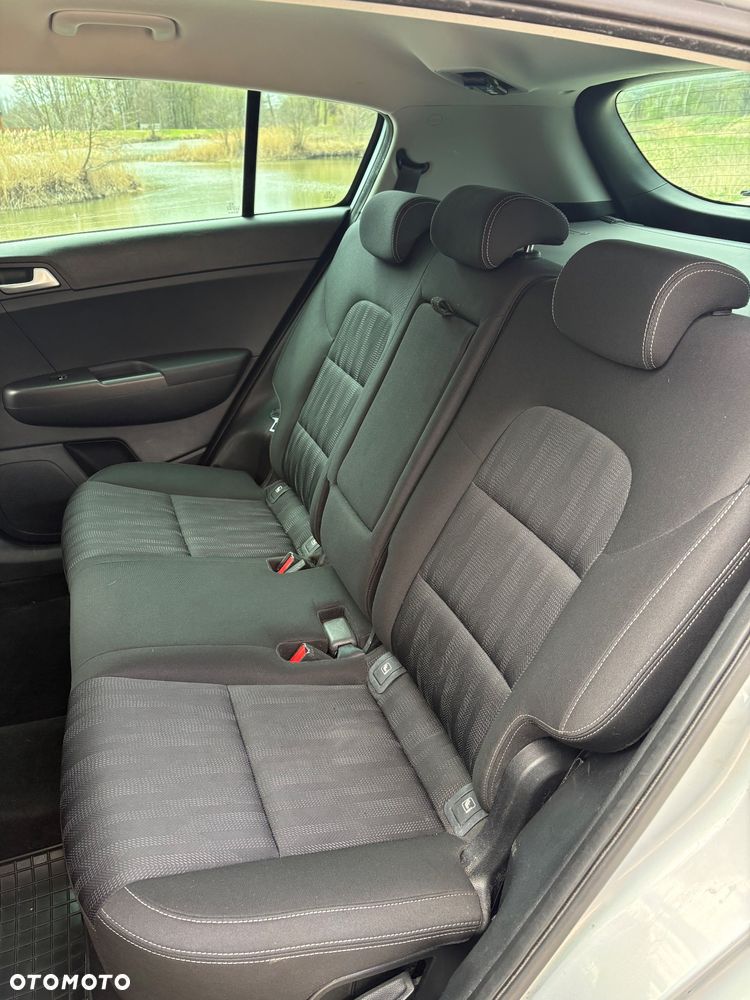 Kia Sportage 1.6 CRDI L 2WD - 9
