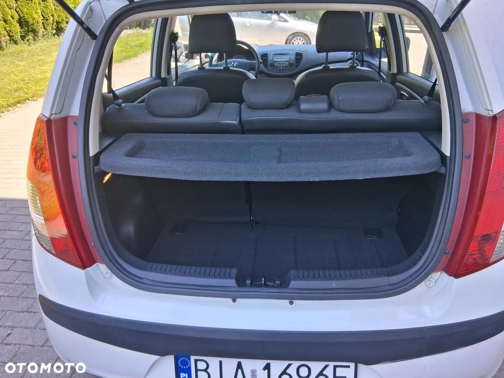 Hyundai i10 1.1 Base - 15