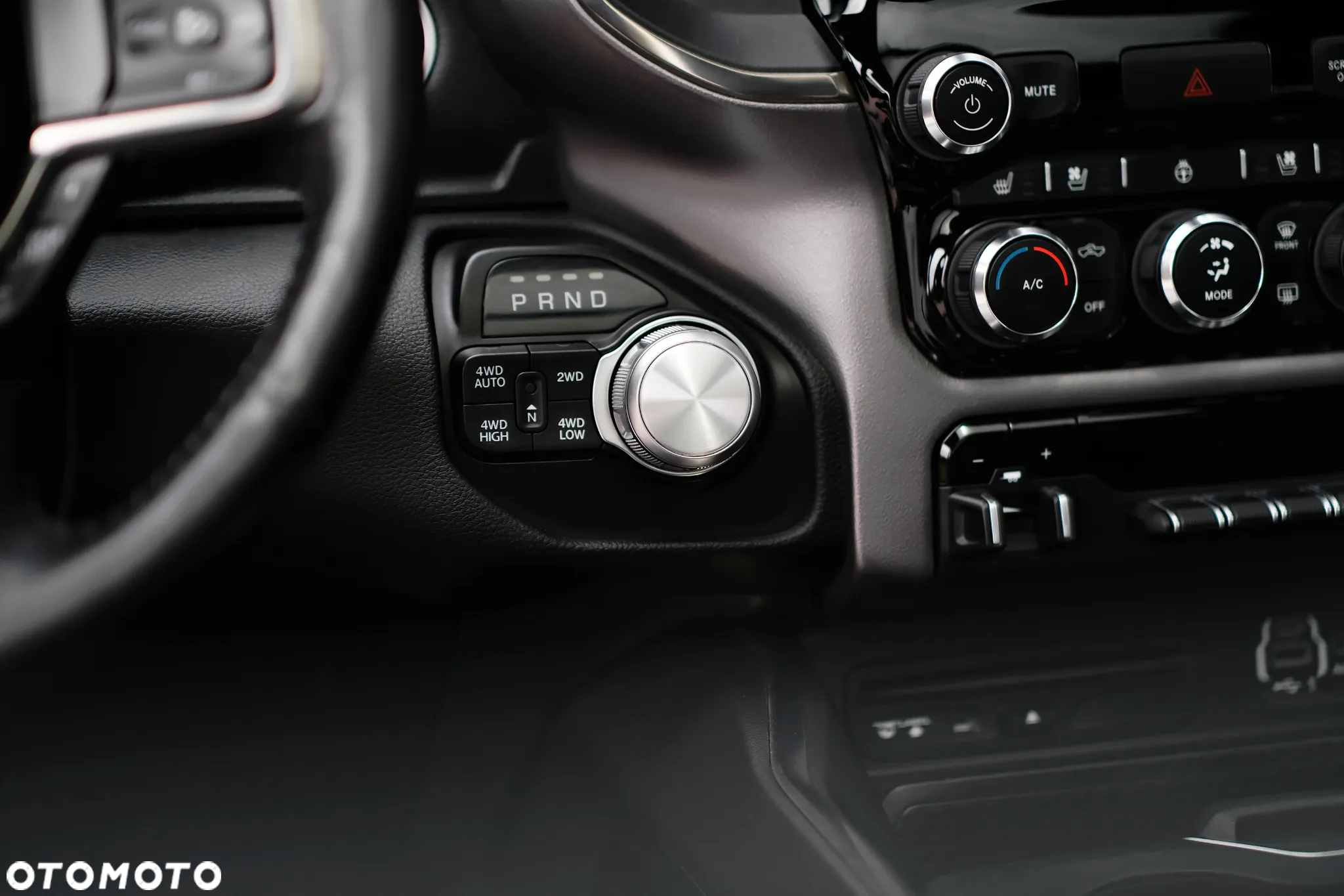 RAM 1500 5.7 Crew Cab Shortbed Laramie Sport - 29