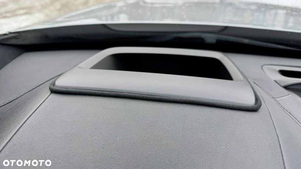Volvo XC 90 - 36